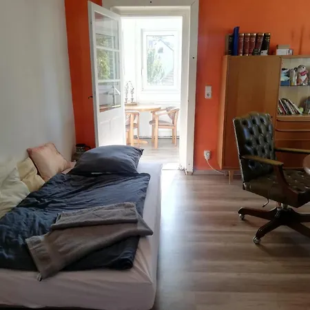 Ferienhaus Fuer Monteure Und Projektteams Mit 4 Schlafzimmern 科尼斯乌特豪森